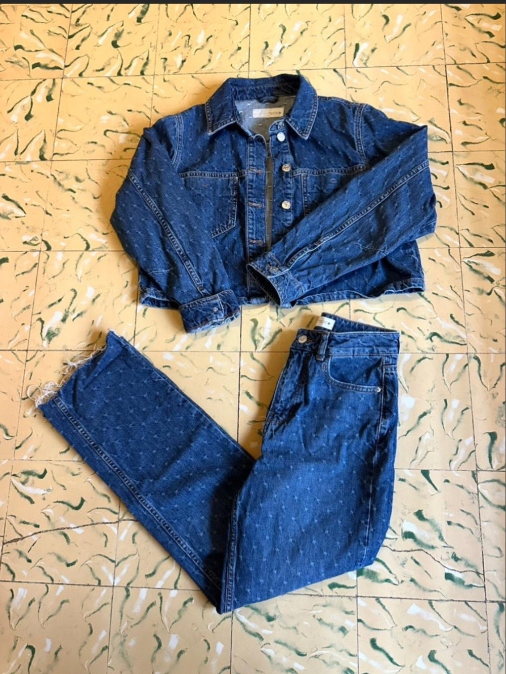 Two-Piece Dark Blue Cropped Denim Jacket & Jeans Set